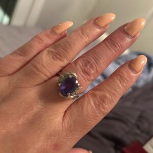 Elegant Tanzanite Women's ring